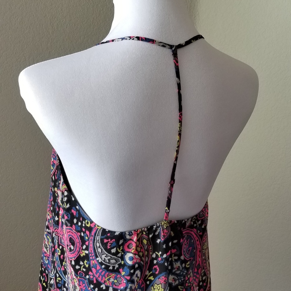 T-Strap Patterned Tank Top - Picture 3 of 5